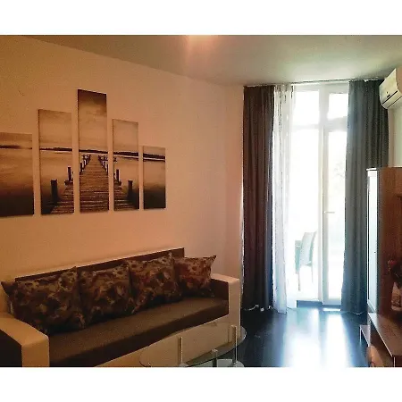 Apartament One-bedroom In *