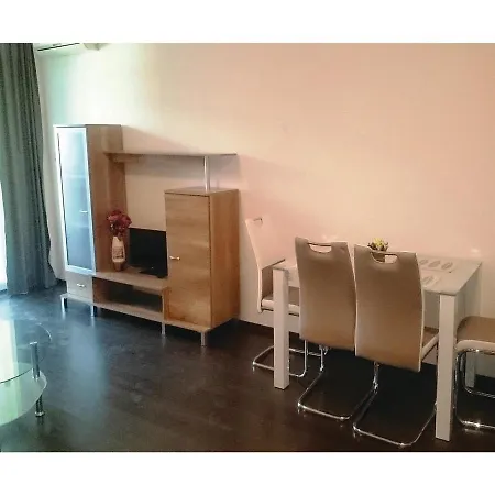 One-bedroom In Apartament *